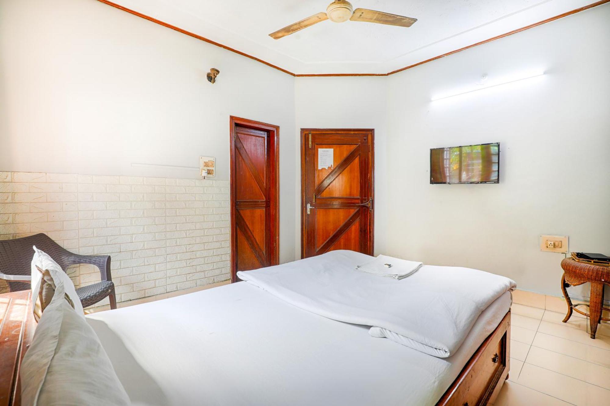 Exotic Villa Homestay Гувахати Экстерьер фото