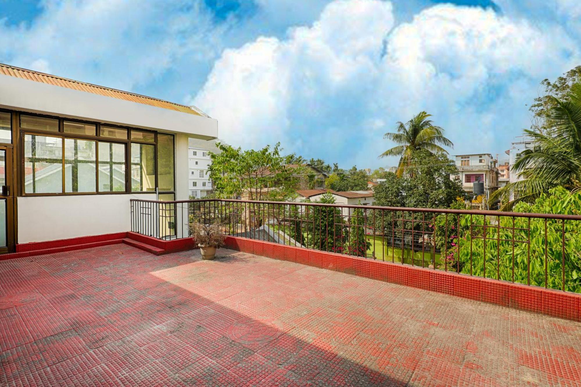 Exotic Villa Homestay Гувахати Экстерьер фото